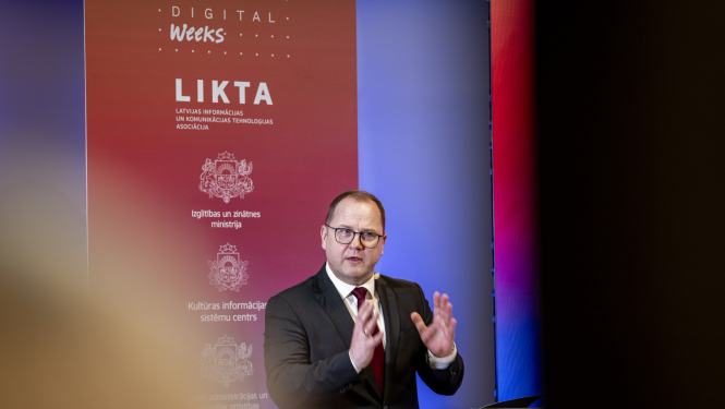 Ministrs Raimonds Čudars atklāj Digitālo nedēļu 2026