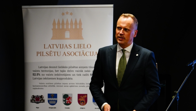 Ministrs Edgars Tavars