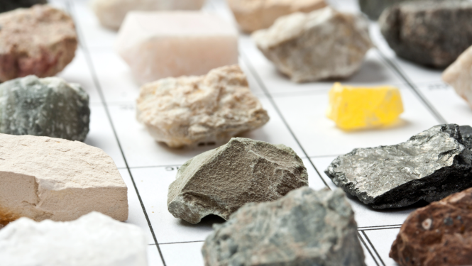 Minerāli