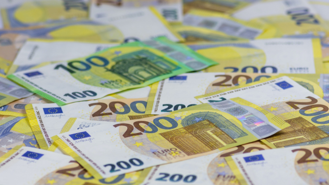 Eiro banknotes