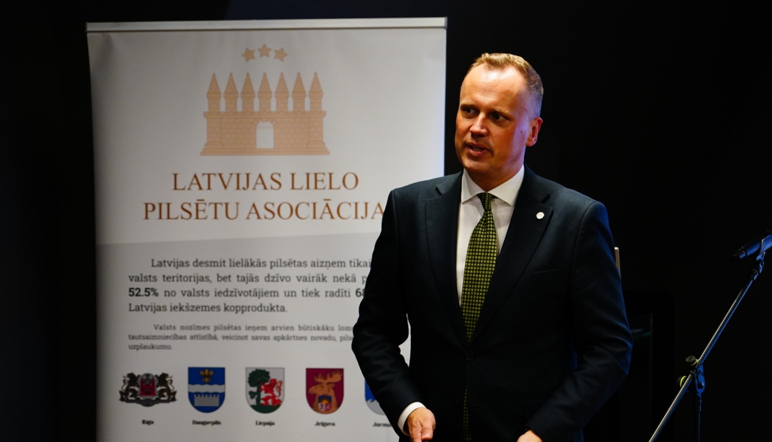 Ministrs Edgars Tavars