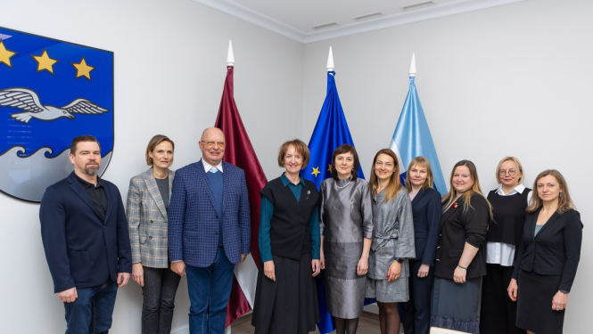 Ministre Inga Bērziņa un Jūrmalas valstspilsētas administrācija