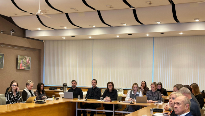 Sanāksmes dalībnieki