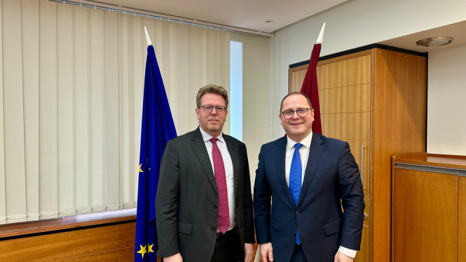 Ministrs Raimonds Čudars un Francijas vēstnieks Latvijā