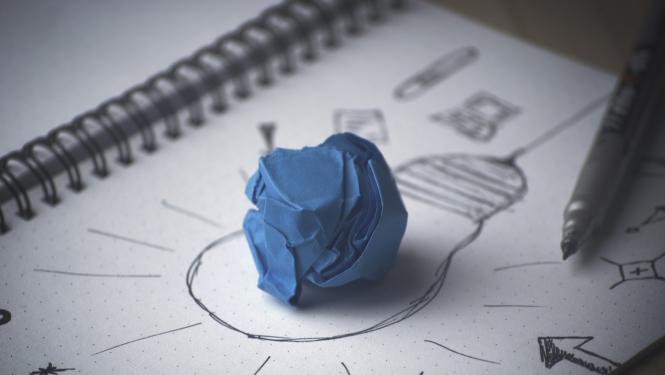 Piezīmes uz papīra