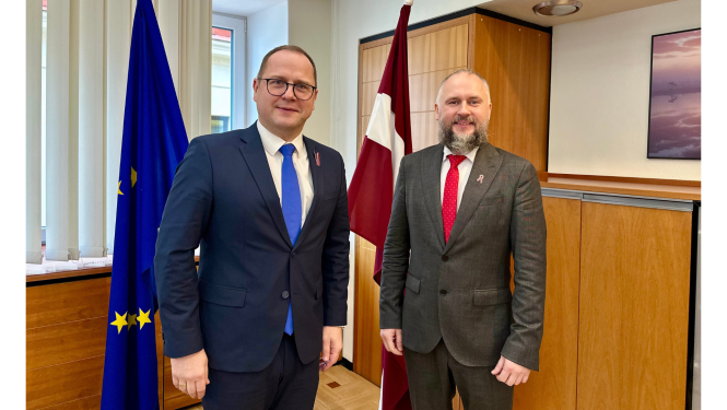 Ministrs Raimonds Čudars un VDAA direktors Valdis Pusvācietis