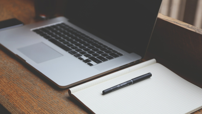 Dators un piezīmju klade