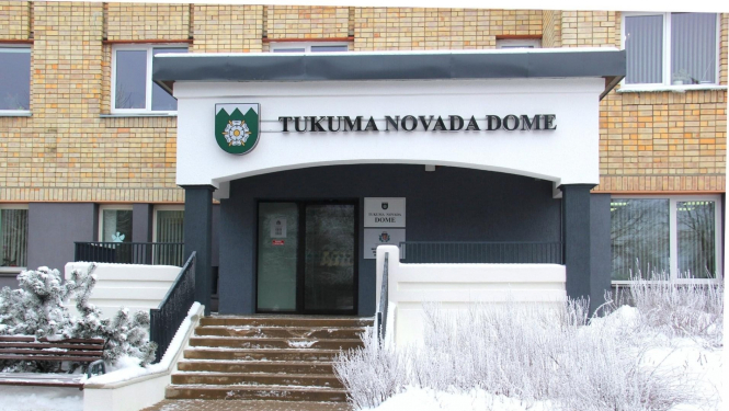 Tukuma domes ēka