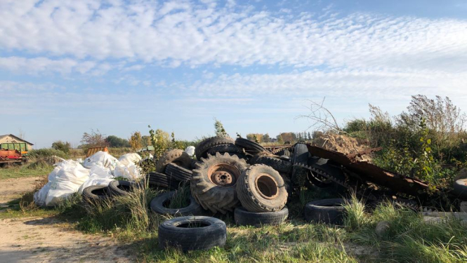 Piesārņota vide ar atkritumiem