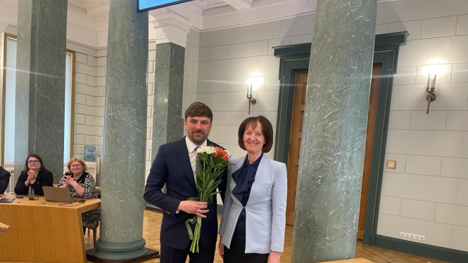 Minisre Inga Bērziņa un Valsts vides dienesta ģenerāldirektors Andris Ķēniņš