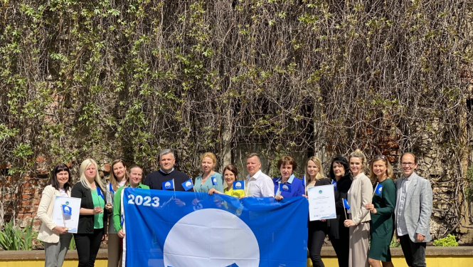 Zilā karoga saņemšana