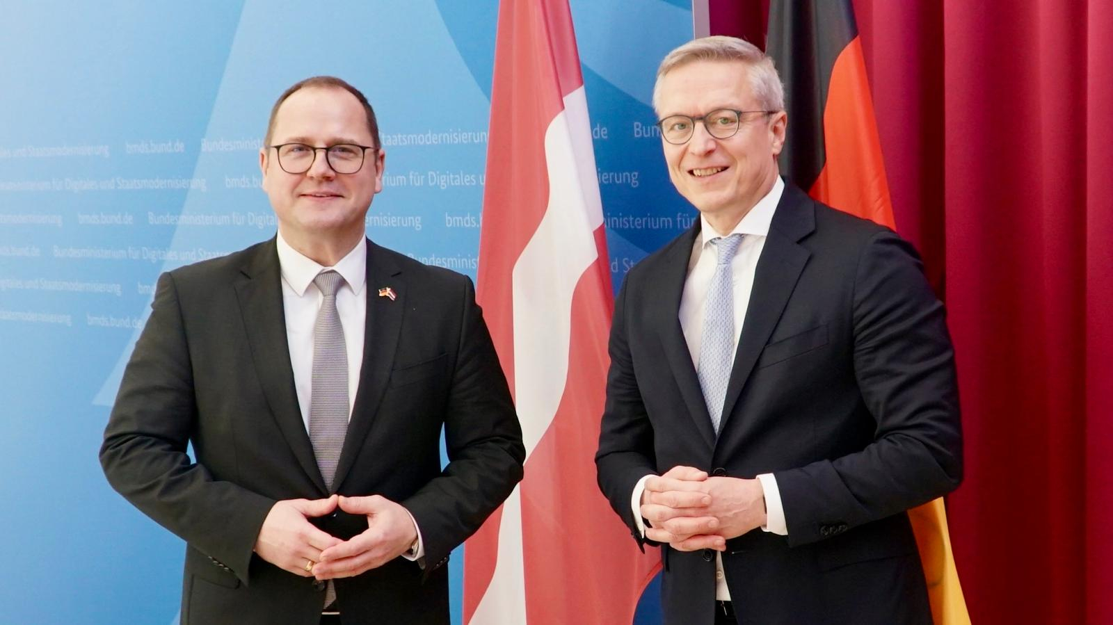 Ministrs Raimonds Čudars