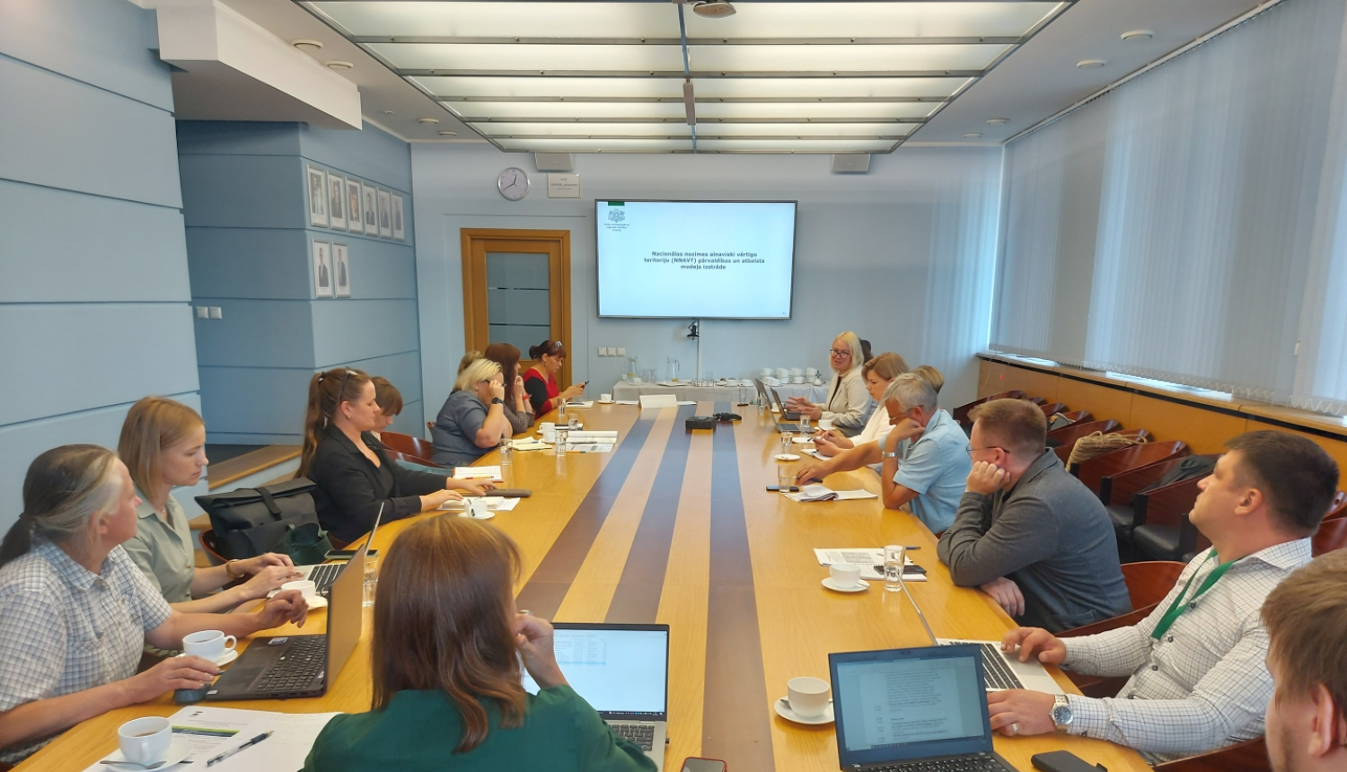 Sanāksmes dalībnieki