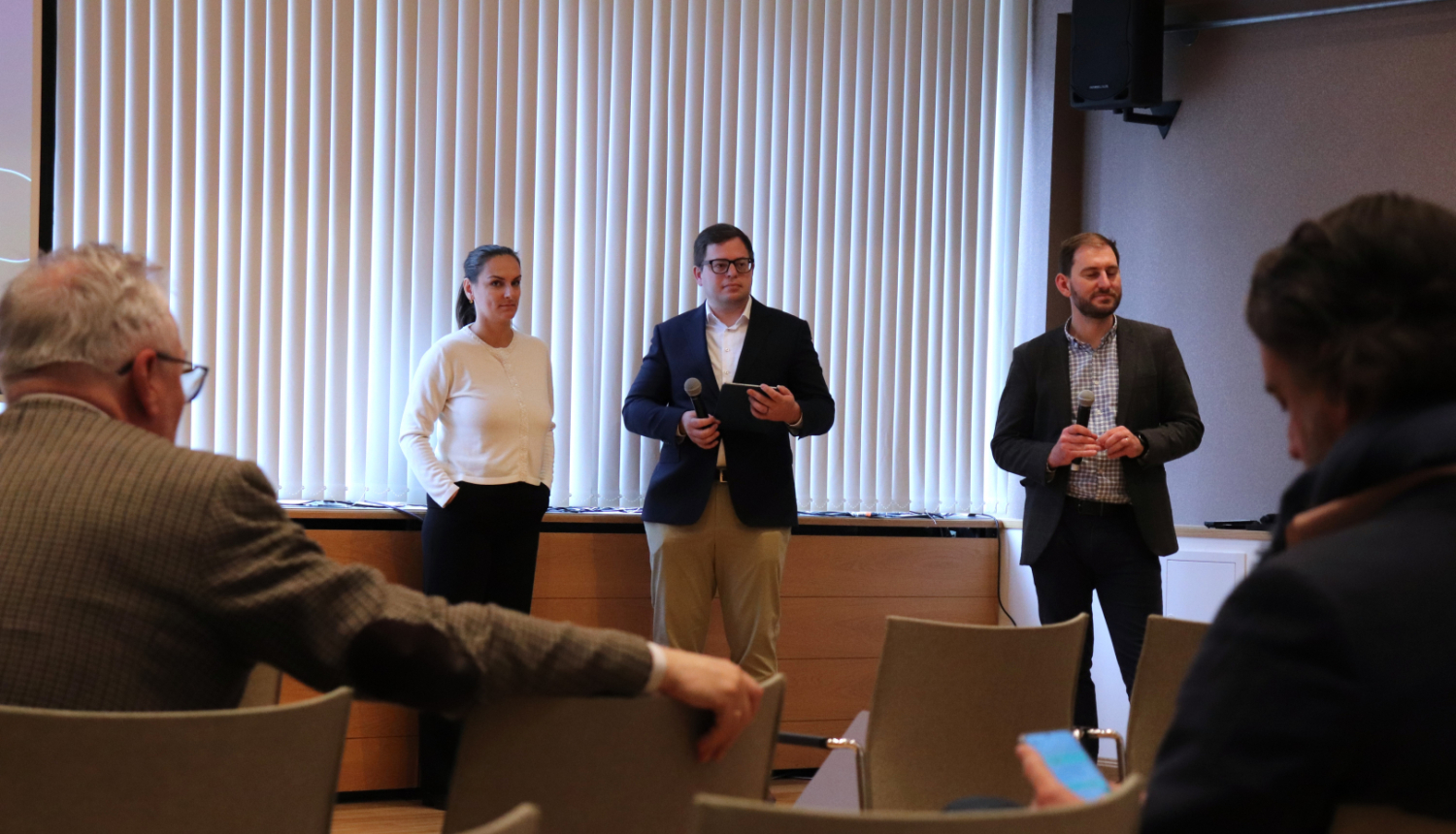 Atvērtā koda mākslīgā intelekta potenciāls valsts pārvaldē – Meta Llama modelis VARAM rīkotajā seminārā 