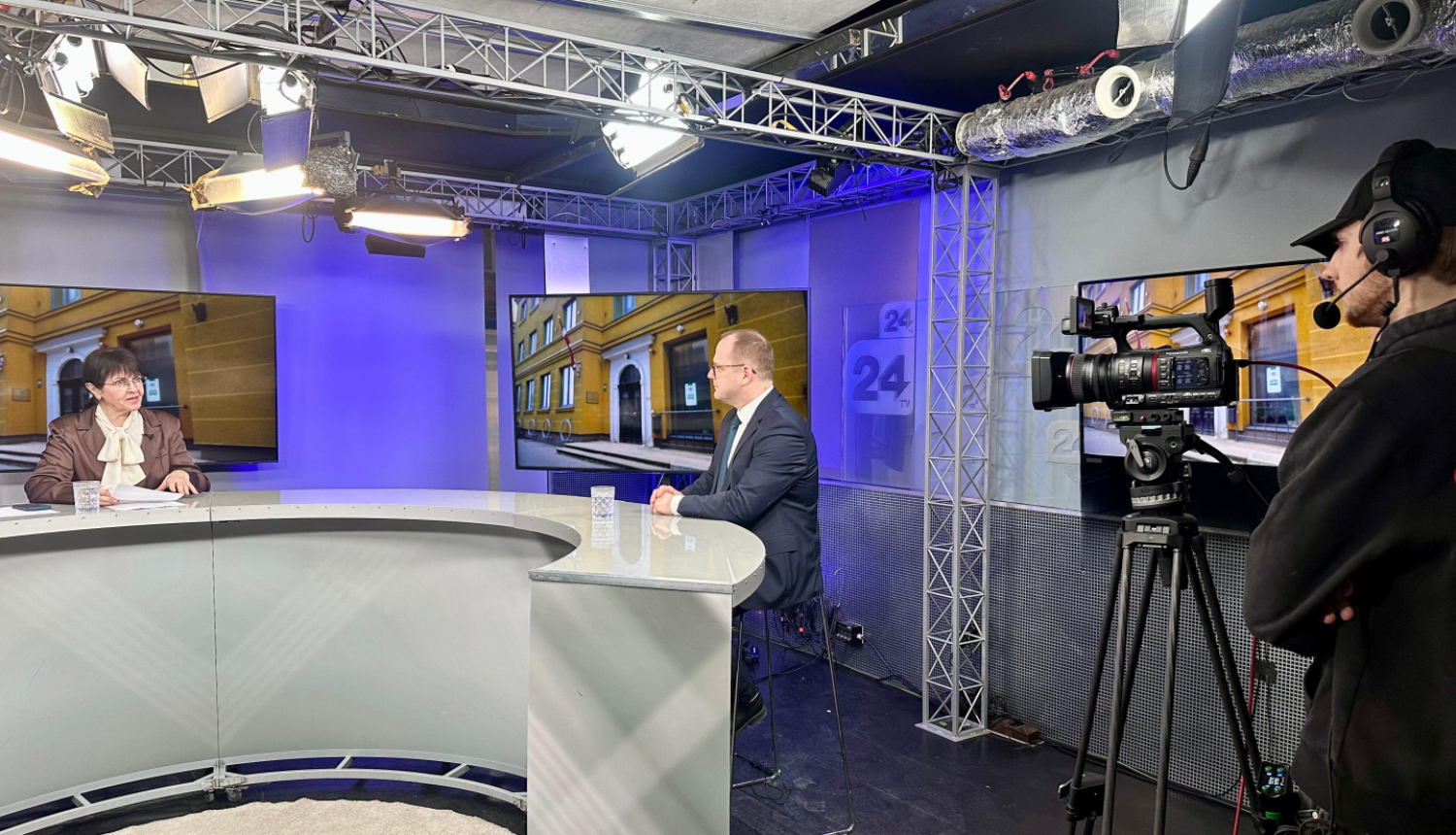 tv24