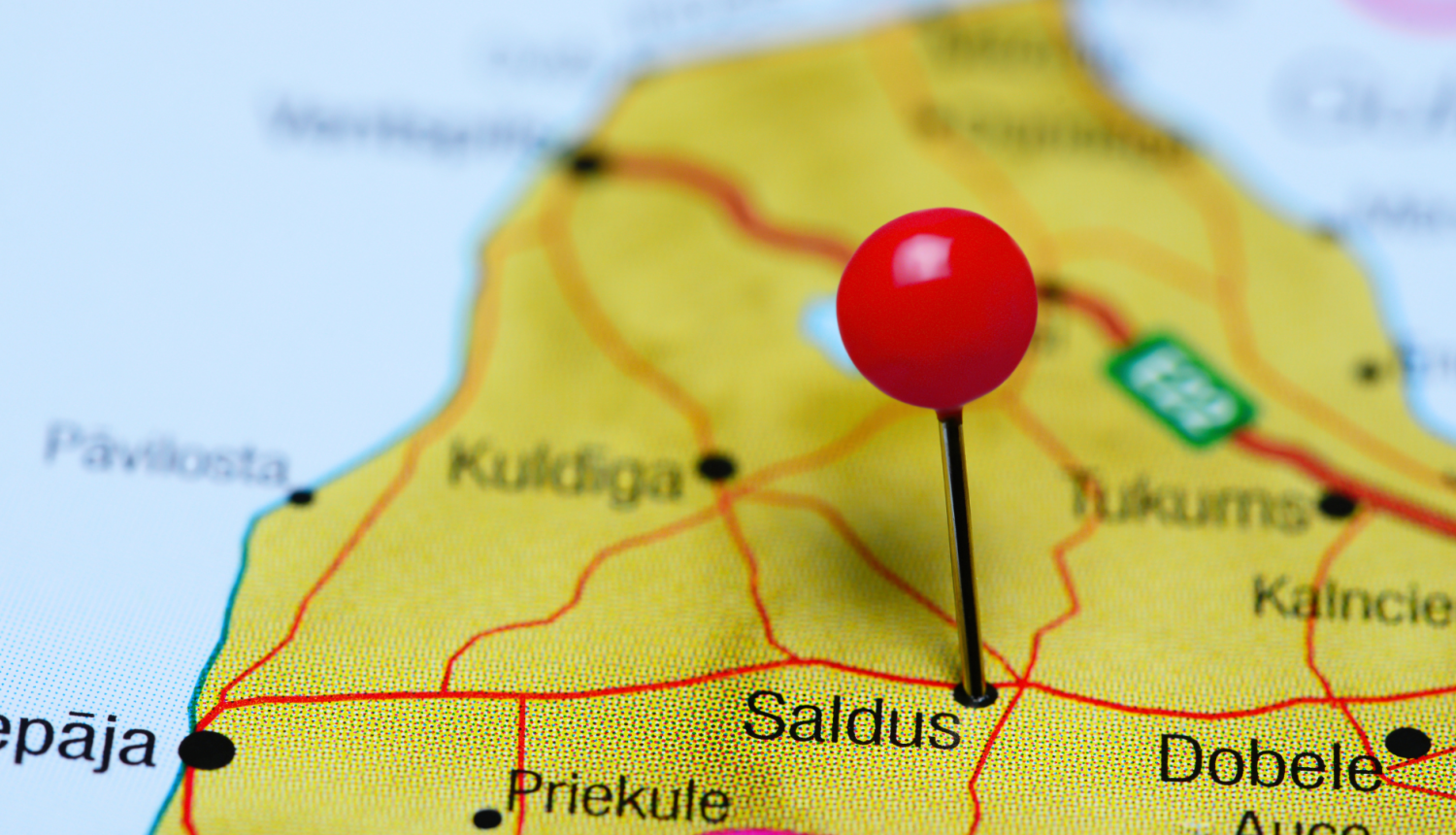 Karte ar norādi Saldus