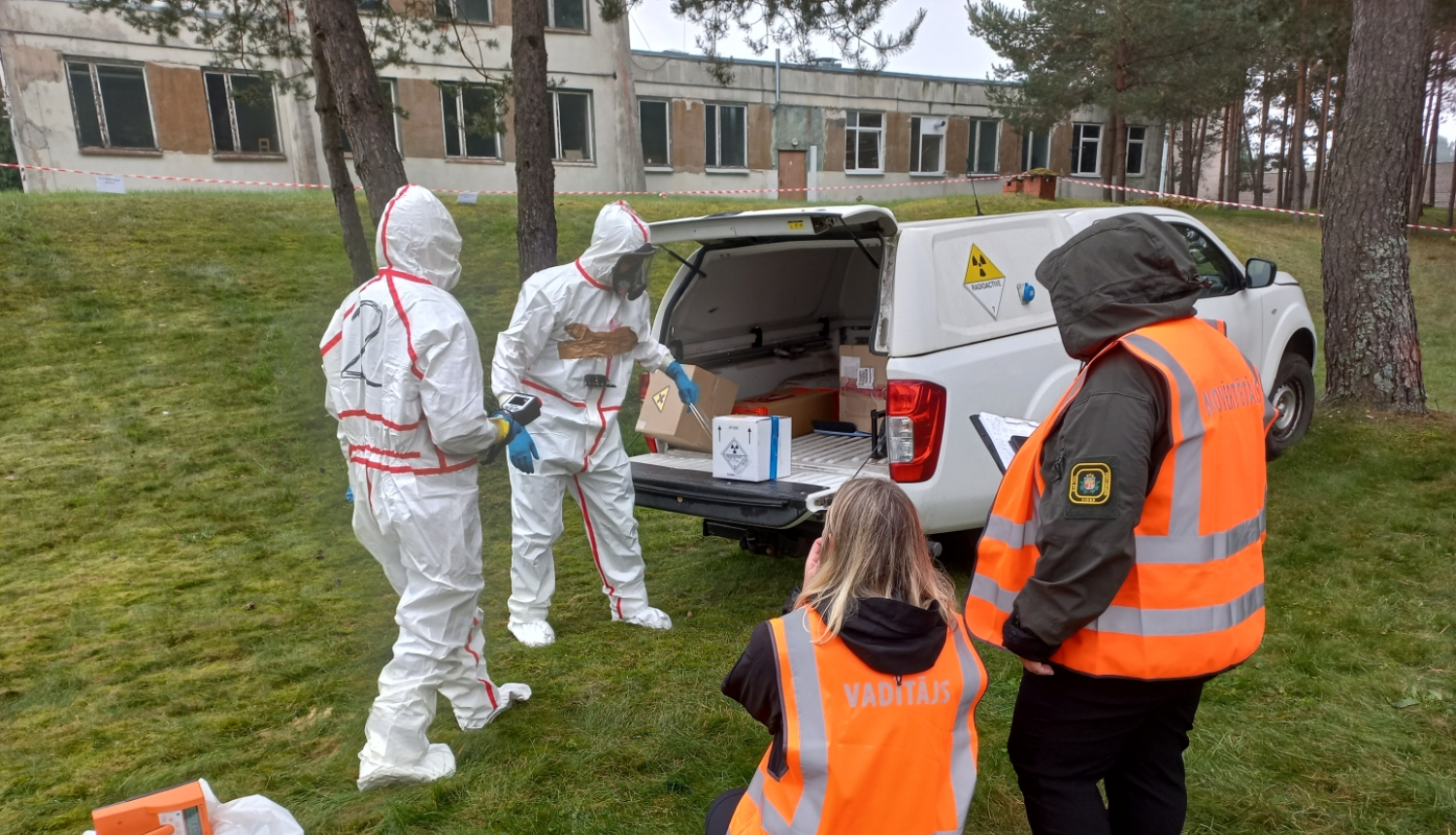 Foto - valsts vides dienets darbībā