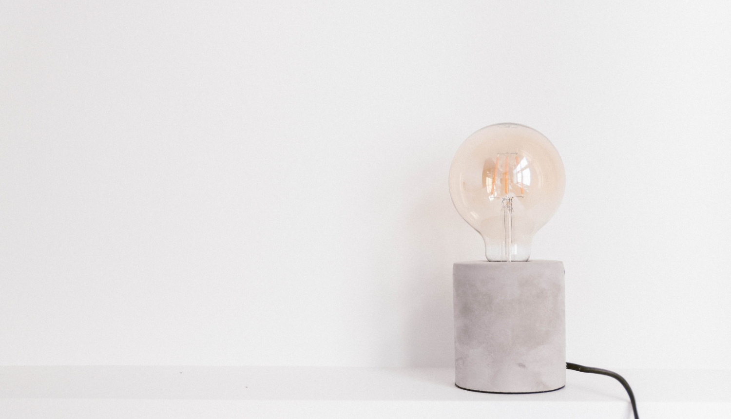 Lampa - publicitātes foto