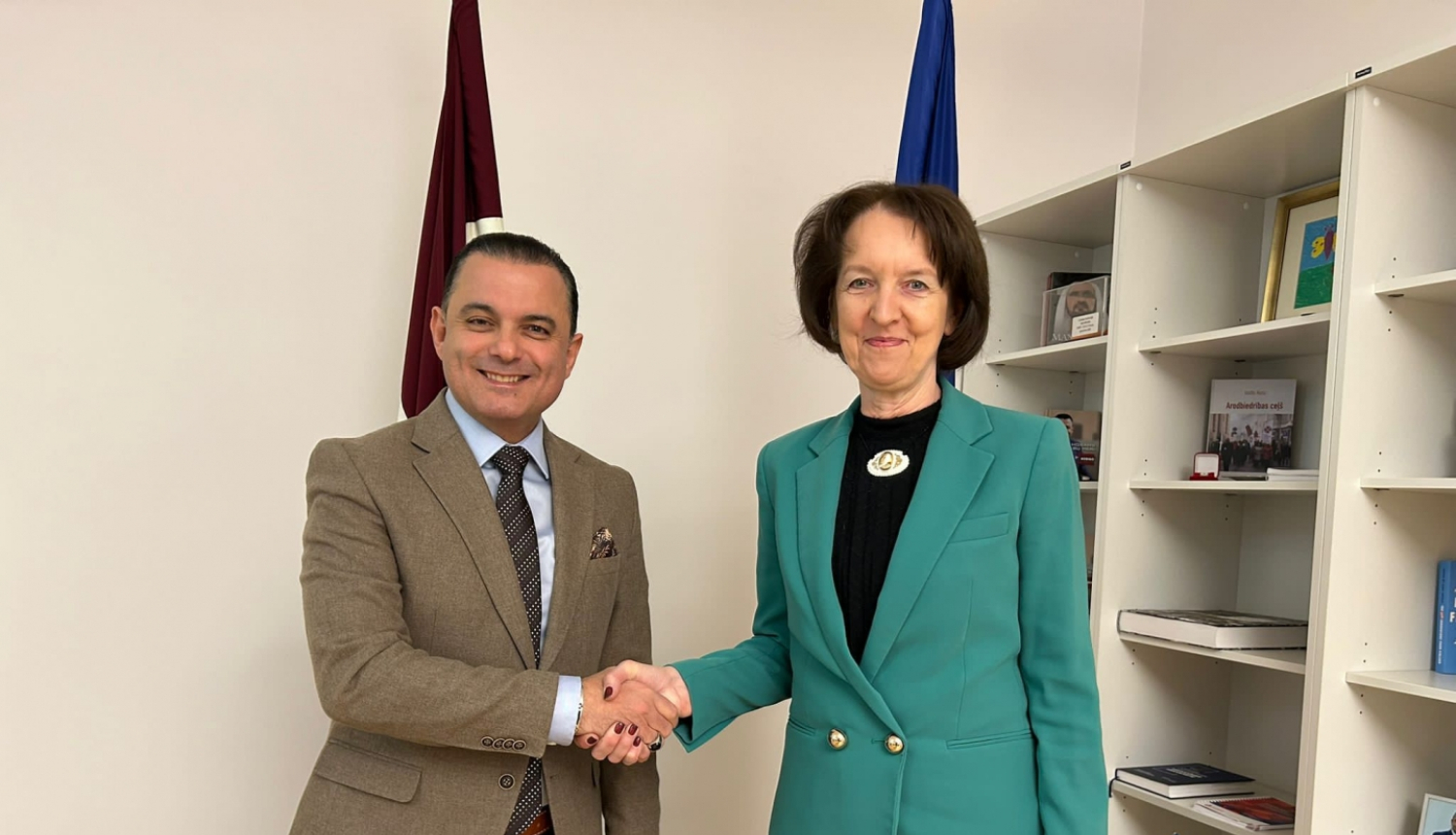 Inga Bērziņa un Hosams Abu Meri