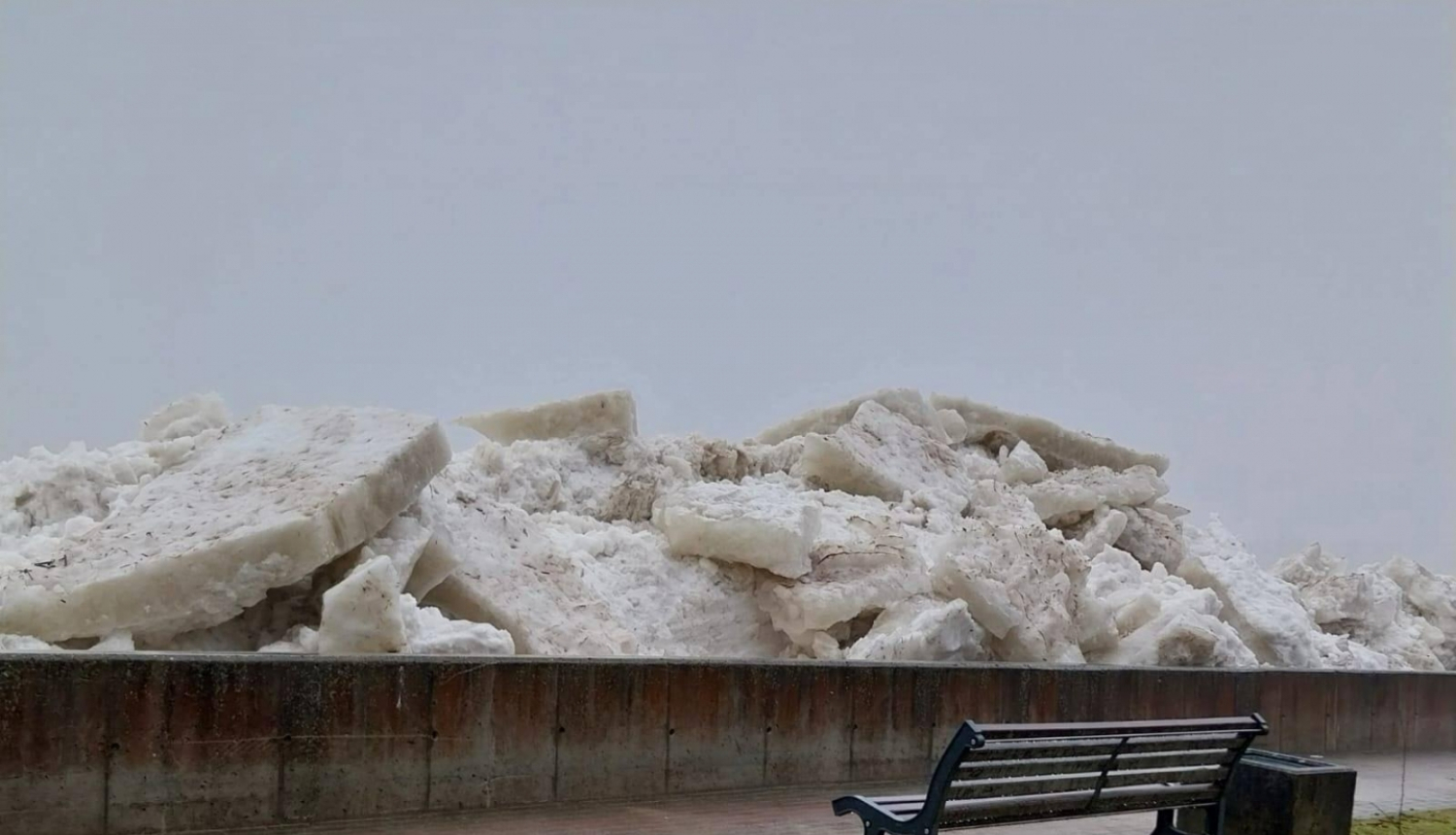 ledus krāvums Pļaviņās 2024.gads