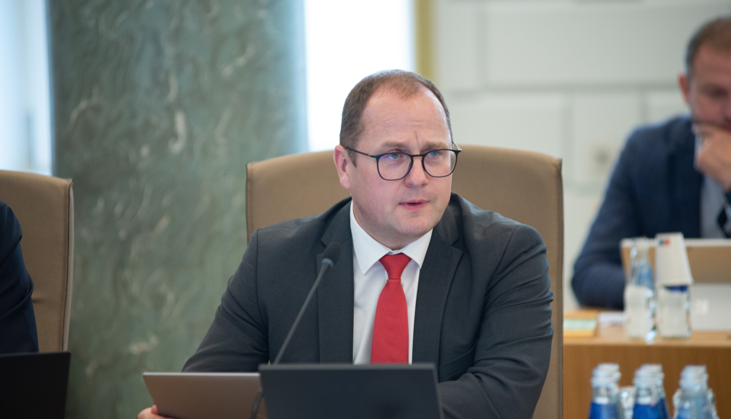 Ministrs Raimonds Čudars