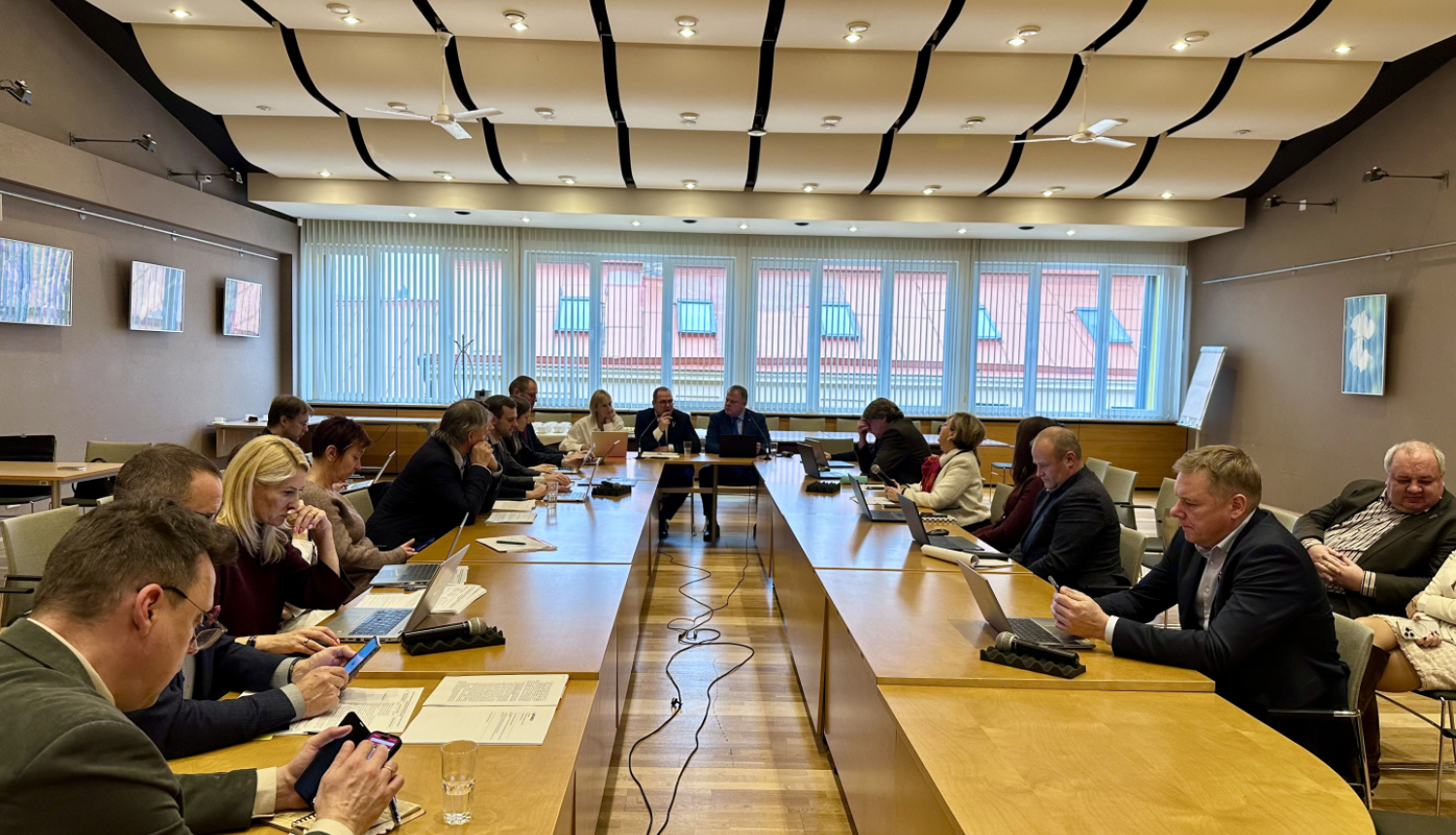 VARAM un LPS sarunas